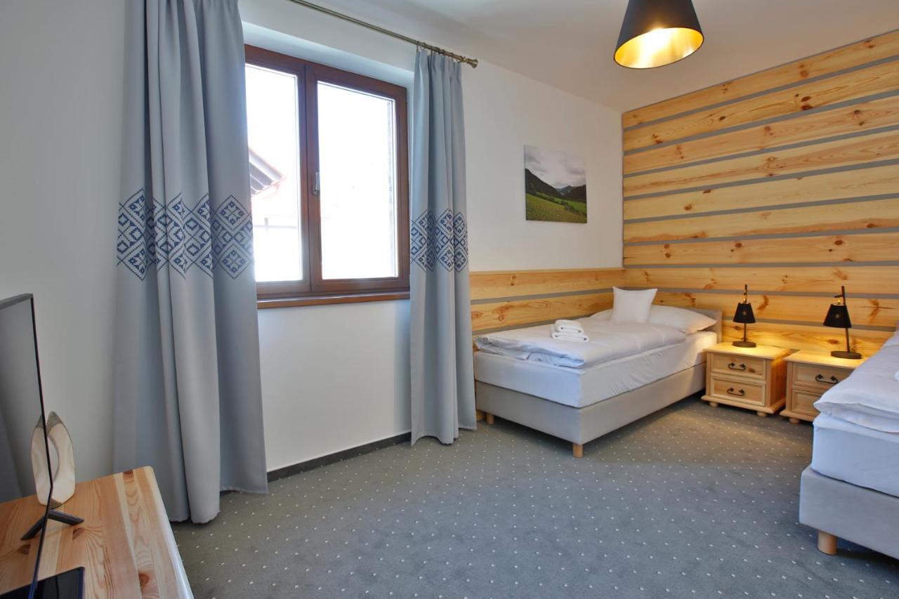 Rezort Gothal Apartmany A Penziony Доновалы Экстерьер фото