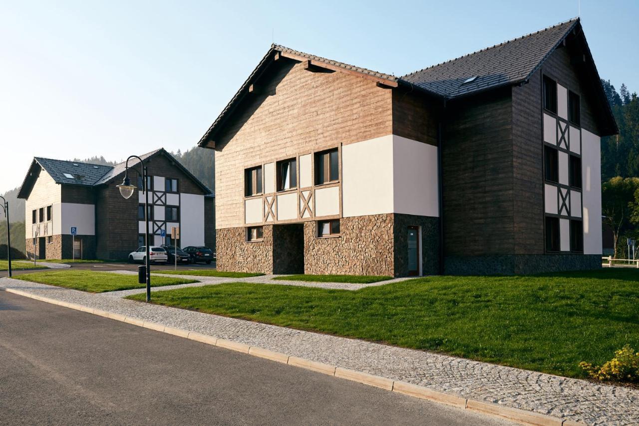 Rezort Gothal Apartmany A Penziony Доновалы Экстерьер фото